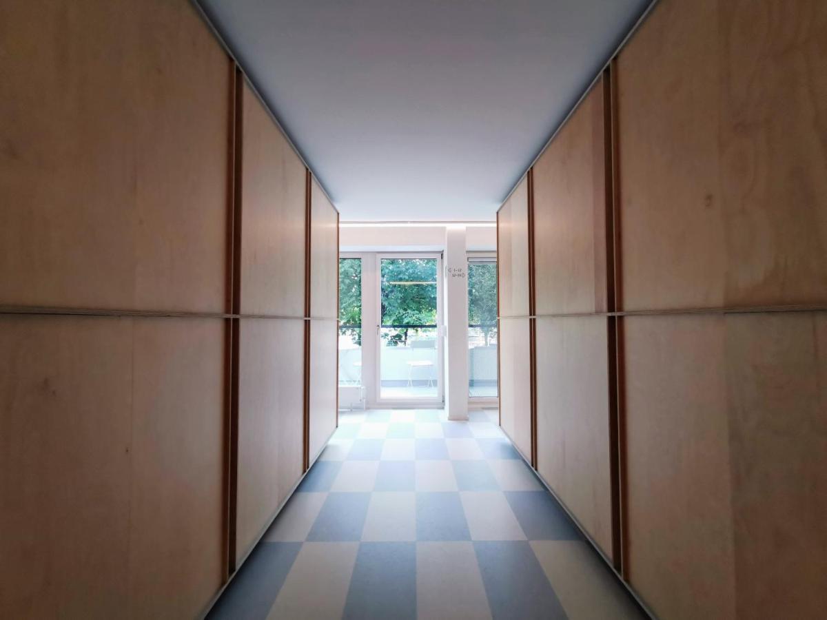 Green Marmot Capsule Hotel Zuerich Εξωτερικό φωτογραφία
