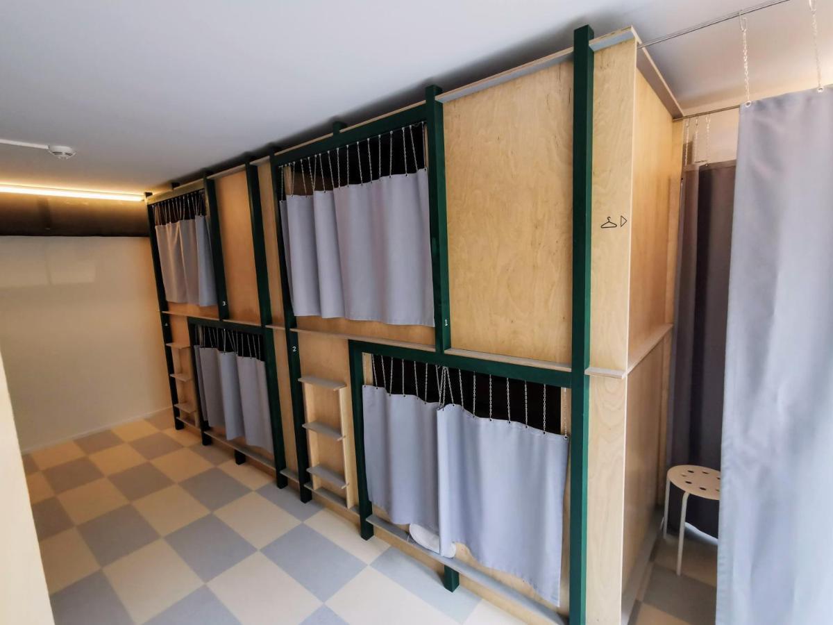Green Marmot Capsule Hotel Zuerich Εξωτερικό φωτογραφία