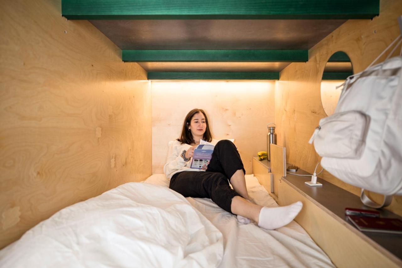 Green Marmot Capsule Hotel Zuerich Εξωτερικό φωτογραφία