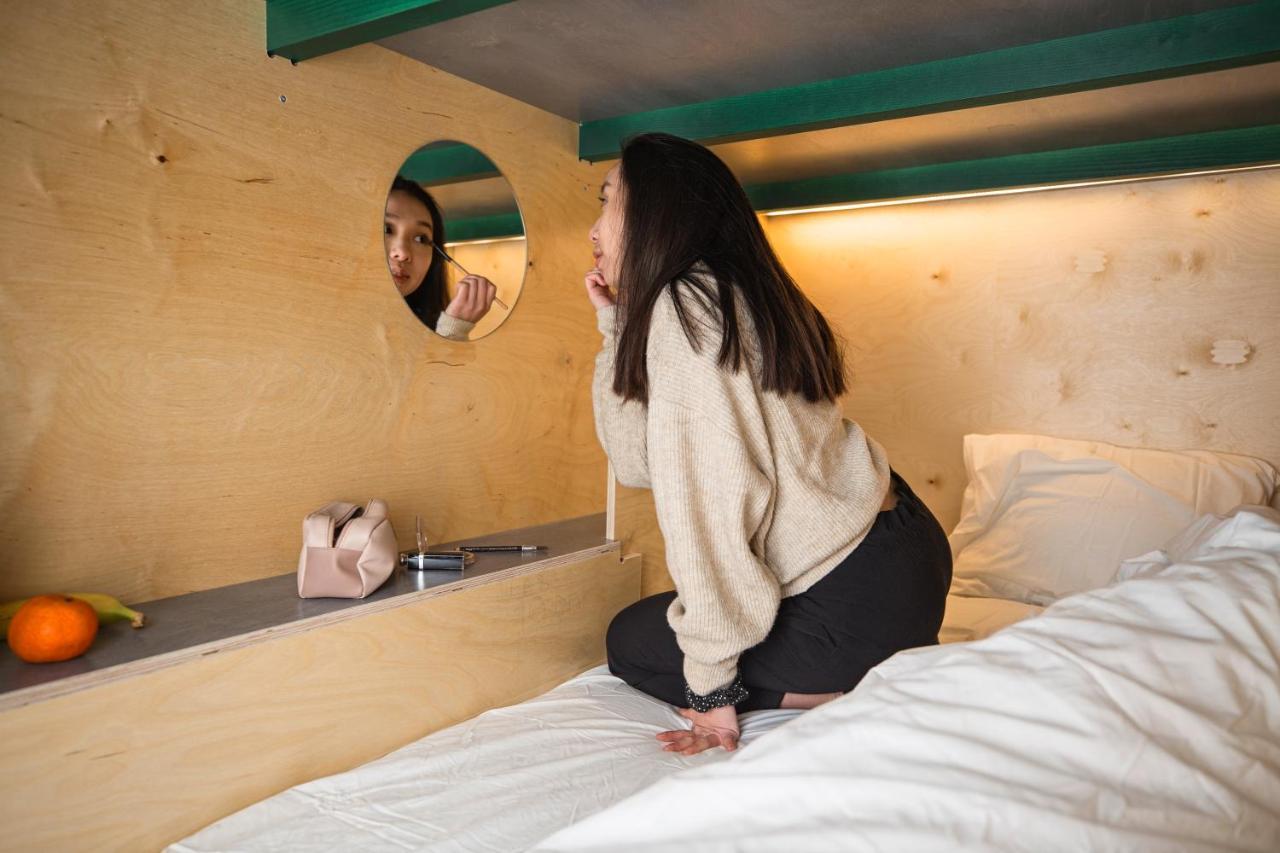 Green Marmot Capsule Hotel Zuerich Εξωτερικό φωτογραφία