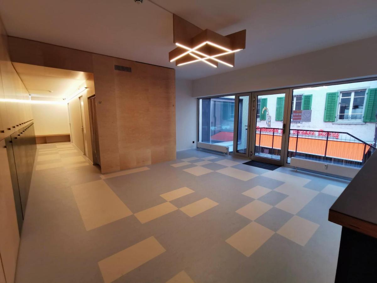 Green Marmot Capsule Hotel Zuerich Εξωτερικό φωτογραφία